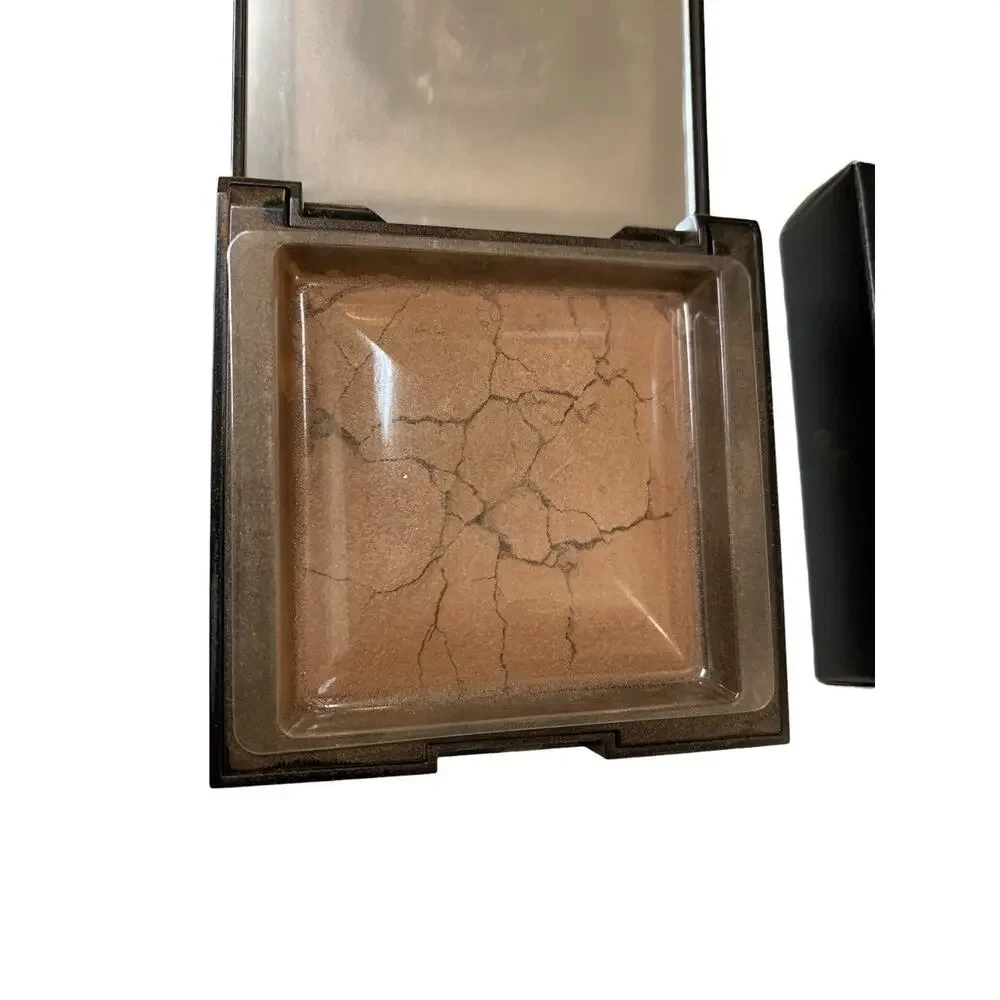 bareMinerals‎ Invisible Bronze MEDIUM baked powder bronzer .24 oz. Rare NEW NIB
